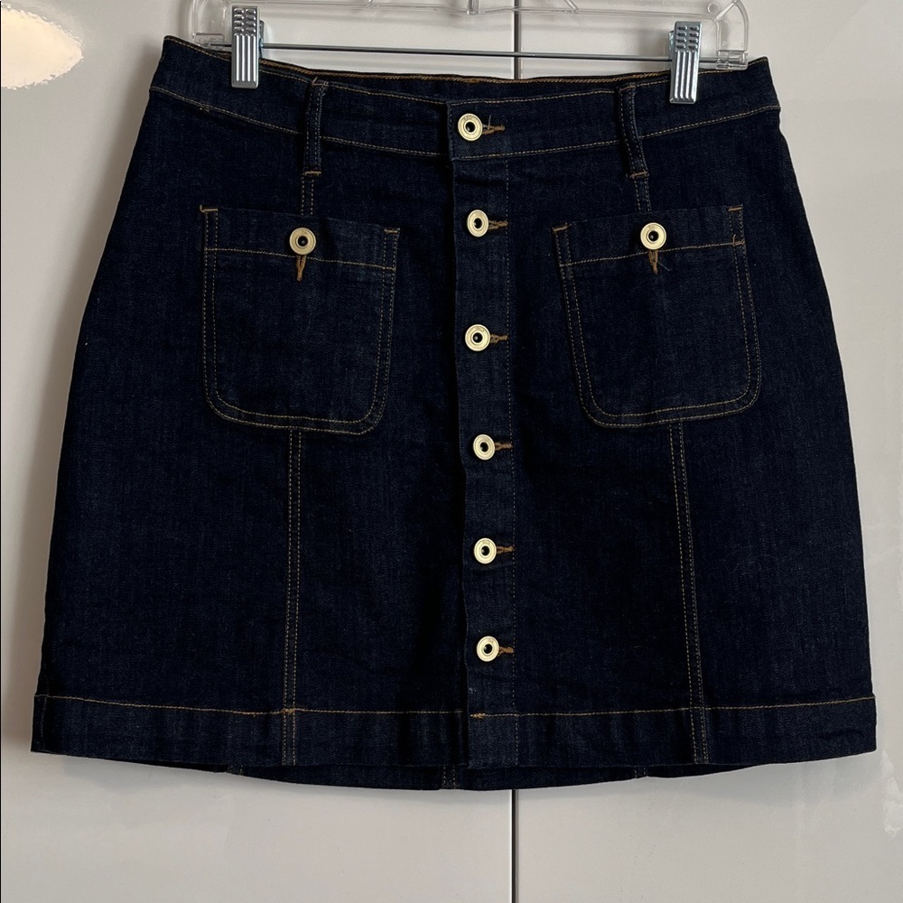 NWOT Tommy Hilfiger Dark Indigo Denim Skirt Gold Buttons, Size 10